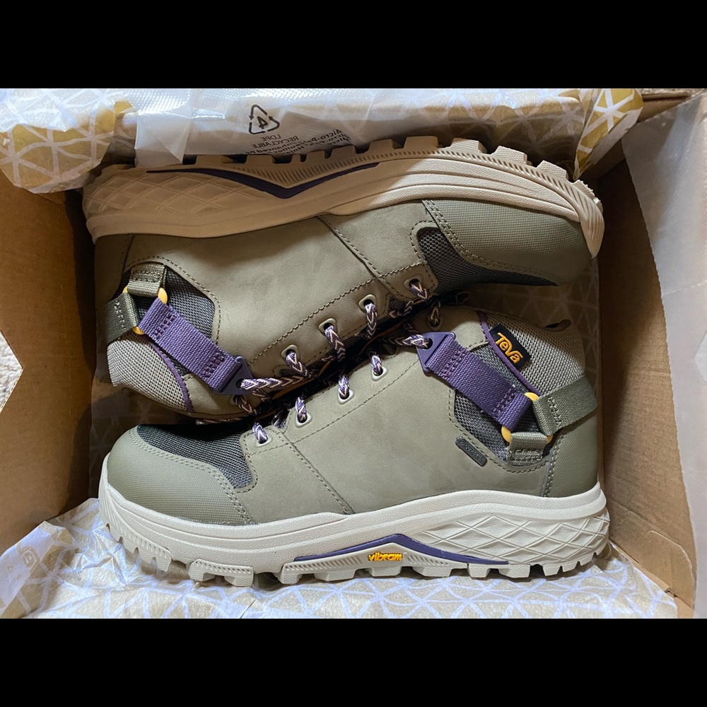 NITB Teva Grandview GTX Waterproof Hiking Boots
